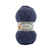 900